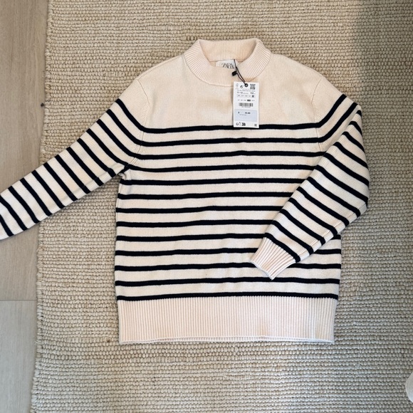 Zara Cream and Black Striped Knit Sweater - Picture 1 of 2